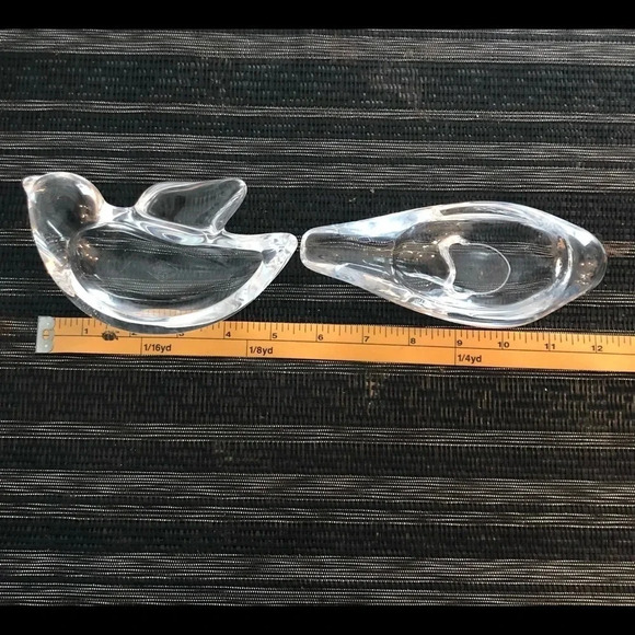 PAIR FRENCH Vintage Cristalleries de Vannes-le-Châtel Crystal Bird Trinket Bowls - Picture 6 of 8